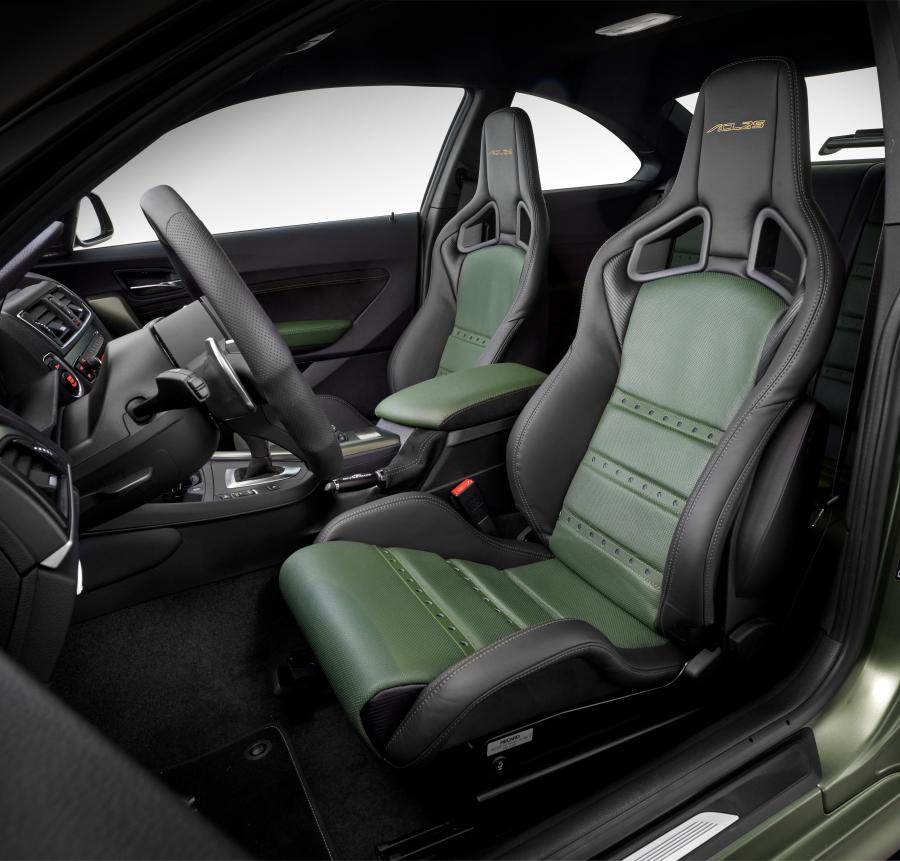 Интерьер BMW ACL2 by AC Schnitzer 2017 года  (фото 22 из 40)
